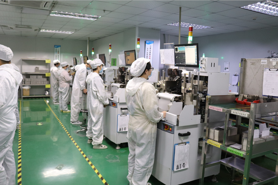 SHENZHEN WEERSOM OPTOELECTRONIC CO.,LTD manufacturer production line